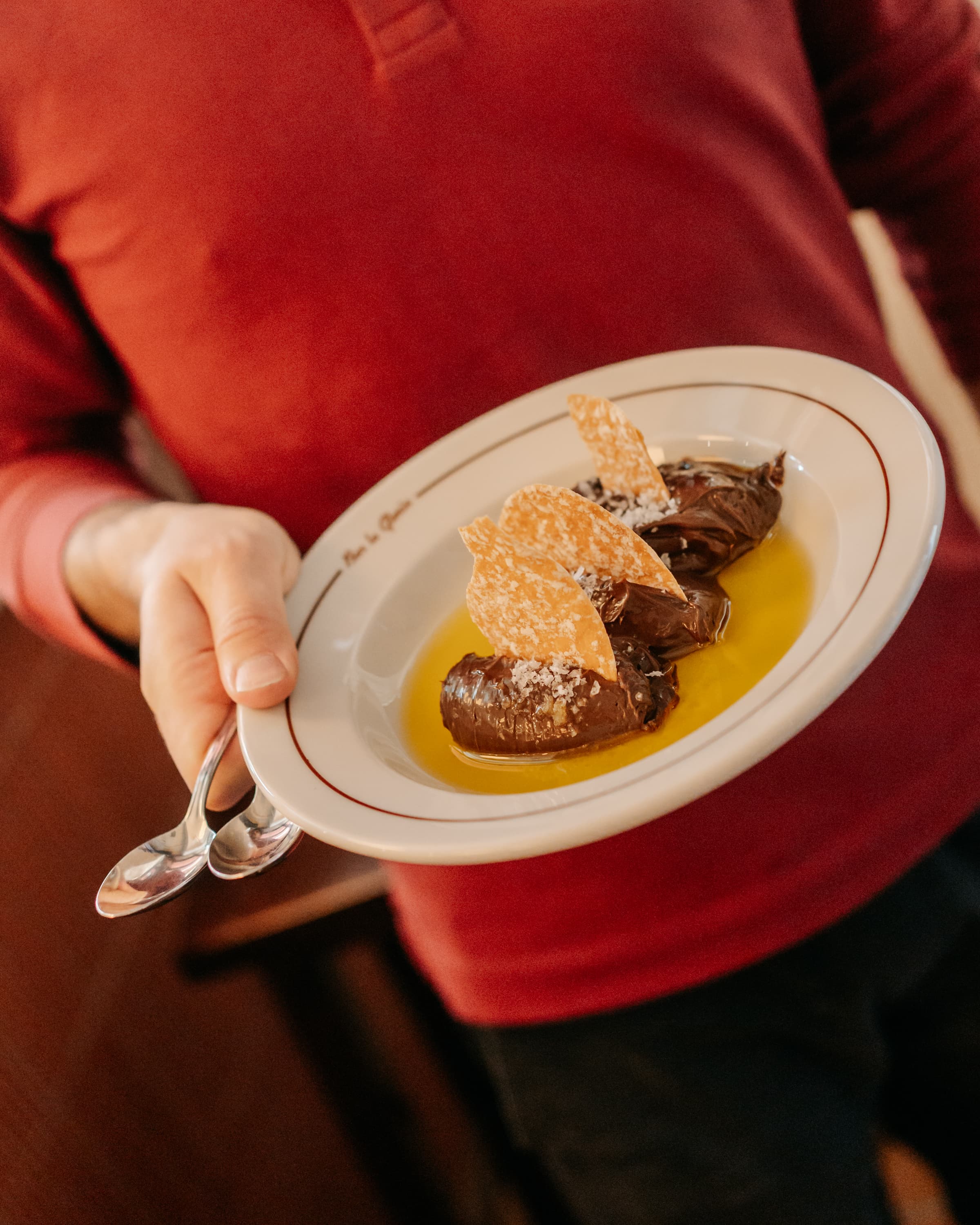 Postre de chocolate con aceite